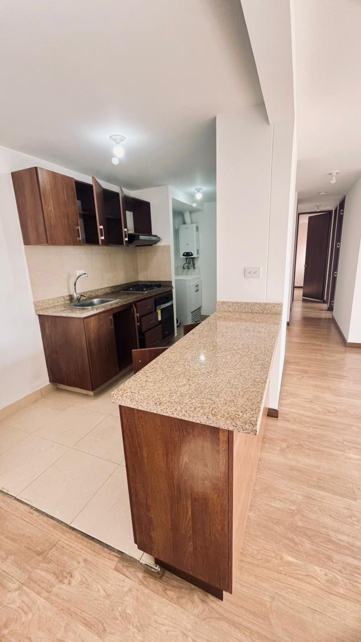 Apartamento en venta en San Jose, Mosquera · foto 3 de 20