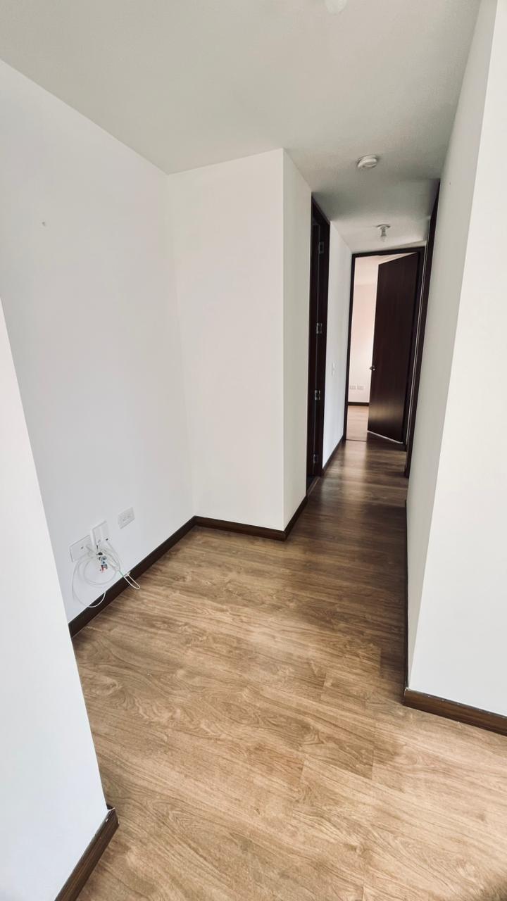 Apartamento en venta en San Jose, Mosquera · foto 8 de 20