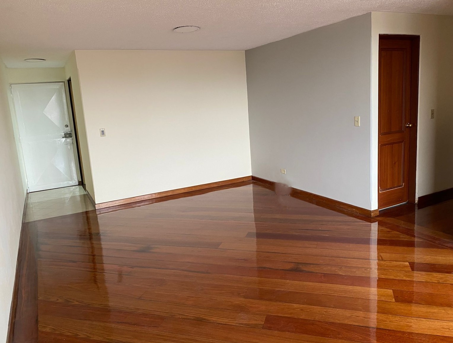Apartamento en arriendo en Americas Occidental, Bogotá · foto 2 de 20