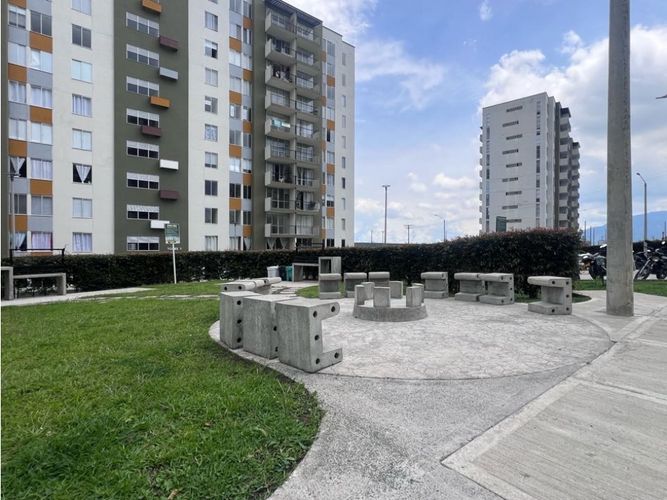 Apartamento de 3 alcobas en venta en Ub. La Giralda, Dosquebradas, 58 m² · foto 20 de 23