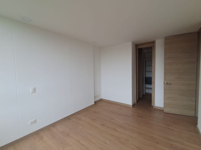 Apartamento de 2 alcobas en arriendo en Los Colegios, Rionegro, 69 m² · foto 11 de 15