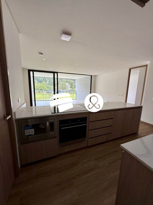 Apartamento de 2 alcobas en venta en Yarumal, Rionegro, 108 m² · foto 5 de 11