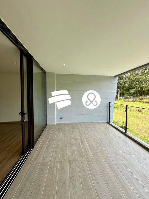 Apartamento de 2 alcobas en venta en Yarumal, Rionegro, 108 m² · foto 10 de 11