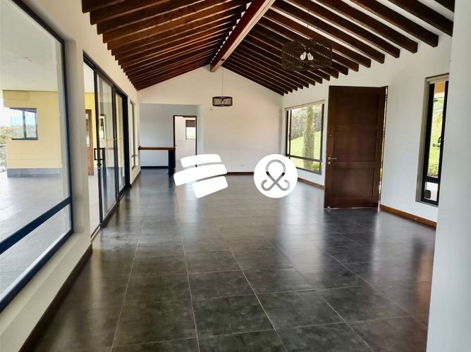 Casa de 3 alcobas en venta en Quirama, El Carmen de Viboral · foto 2 de 12