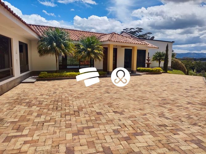 Casa de 3 alcobas en venta en Quirama, El Carmen de Viboral · foto 11 de 12