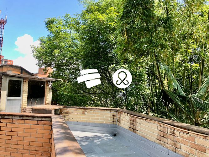 Apartamento de 3 alcobas en venta en El Tesoro, Medellín, 246 m² · foto 2 de 14
