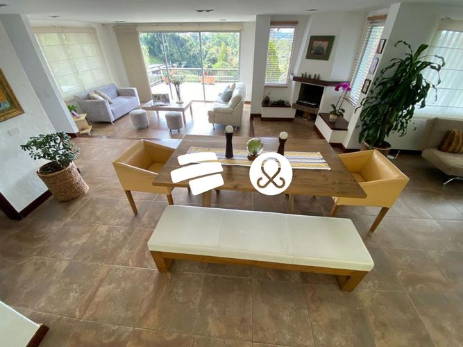Casa de 3 alcobas en venta en Loma Del Escobero, Envigado · foto 15 de 16