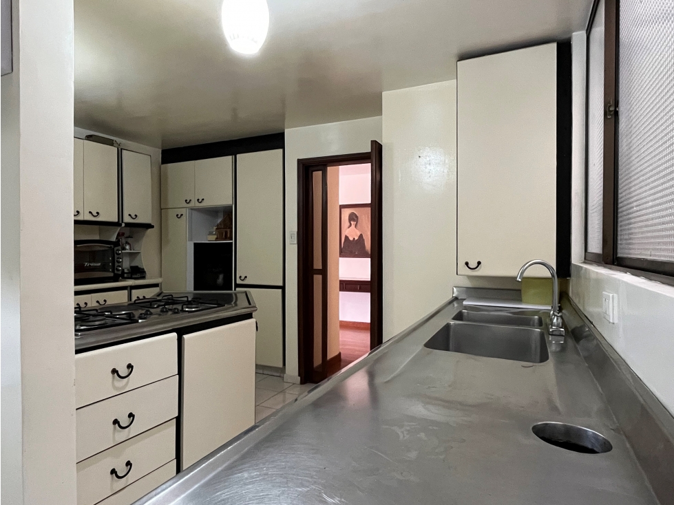 Apartamento en venta en Santa Barbara, Bogotá · foto 9 de 24