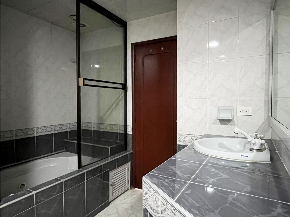 Apartamento en venta en Santa Barbara, Bogotá · foto 24 de 24