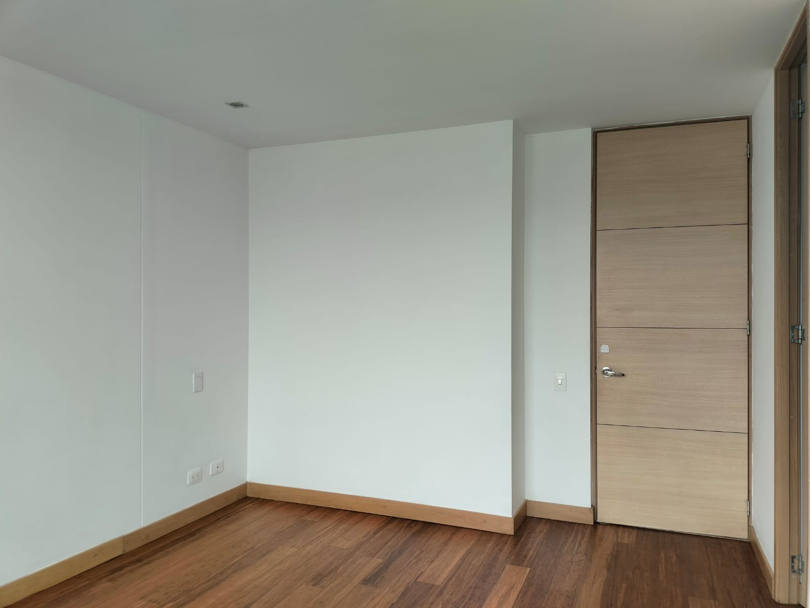 Apartamento en arriendo en El Poblado, Medellín · foto 9 de 16