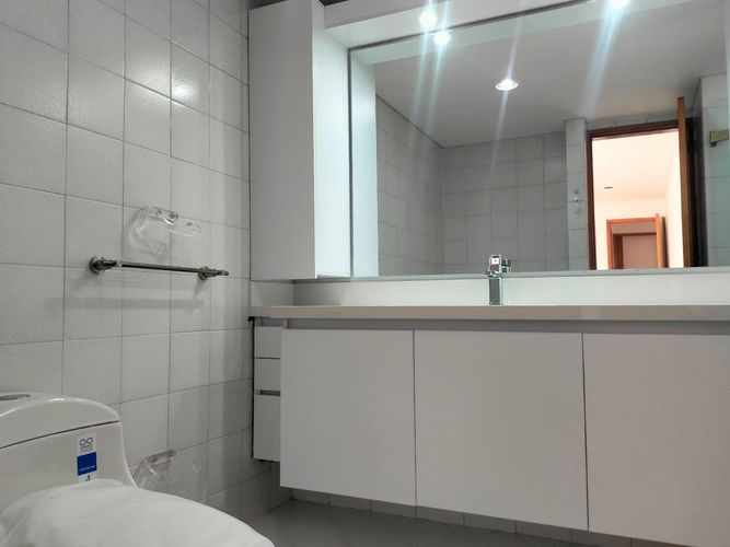 Apartamento de 3 alcobas en arriendo en El Poblado, Medellín, 150 m² · foto 16 de 17