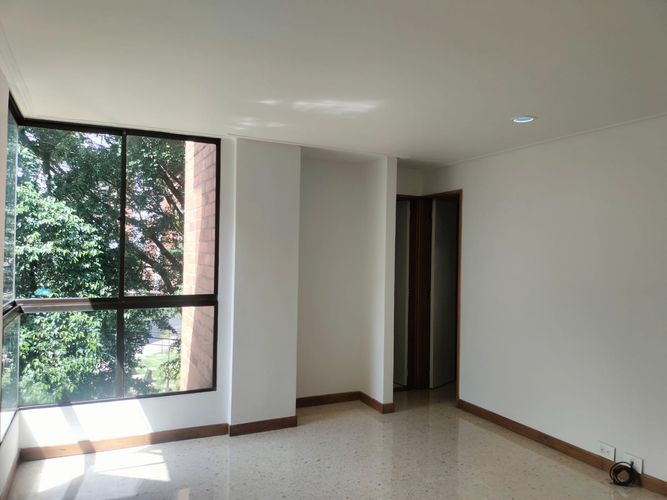 Apartamento de 3 alcobas en arriendo en El Poblado, Medellín, 150 m² · foto 9 de 17