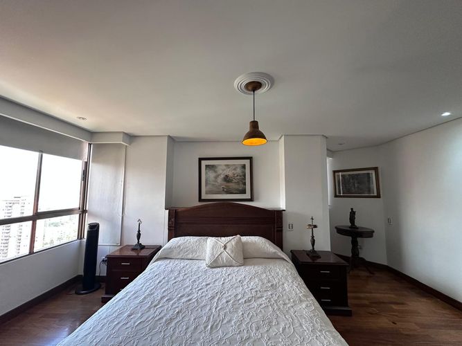 Apartamento de 2 alcobas en arriendo en Los Balsos, Medellín, 120 m² · foto 12 de 17