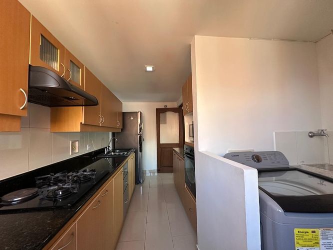 Apartamento de 2 alcobas en arriendo en Los Balsos, Medellín, 120 m² · foto 8 de 17