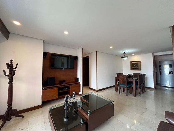 Apartamento de 2 alcobas en arriendo en Los Balsos, Medellín, 120 m² · foto 6 de 17