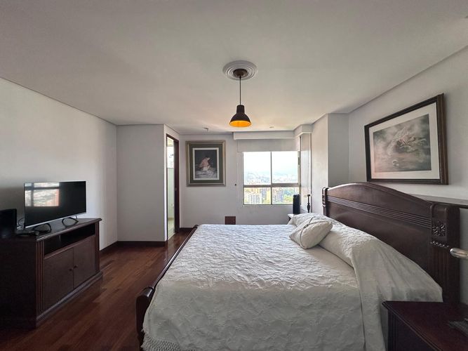 Apartamento de 2 alcobas en arriendo en Los Balsos, Medellín, 120 m² · foto 15 de 17