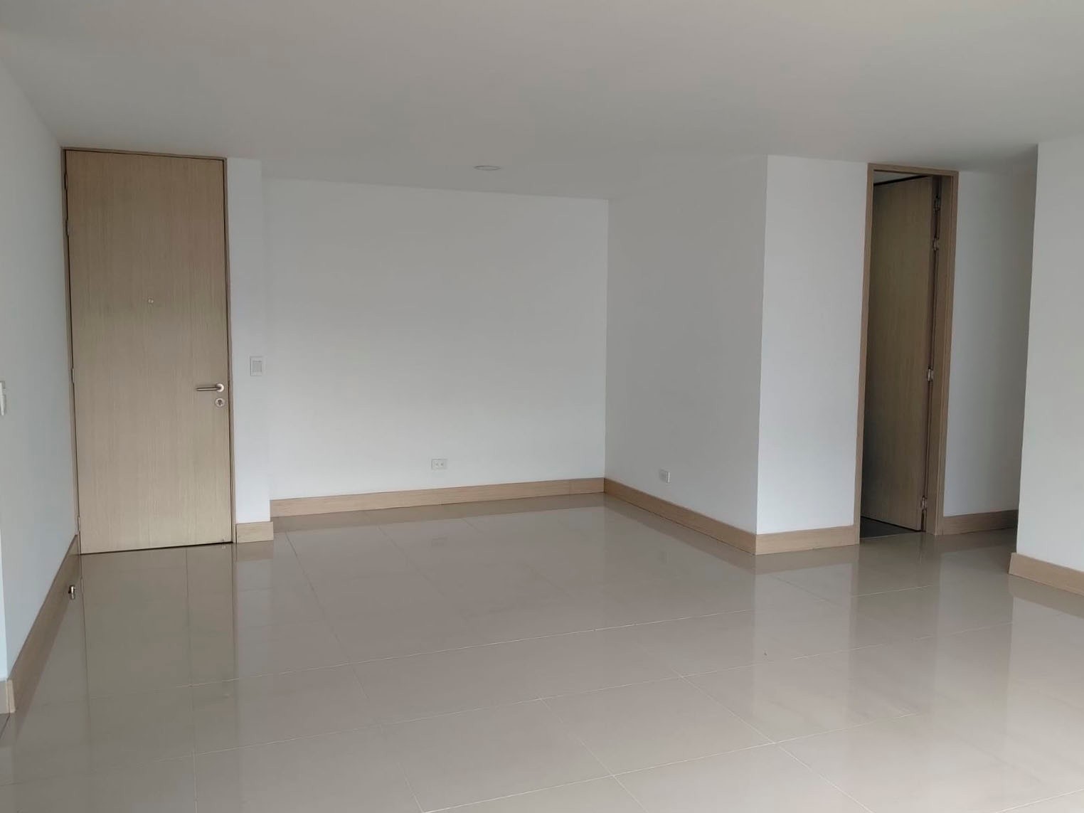 Apartamento en arriendo en El Poblado, Medellín · foto 6 de 18