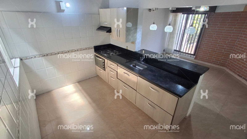 Casa en Arriendo en El velodromo, Medellín