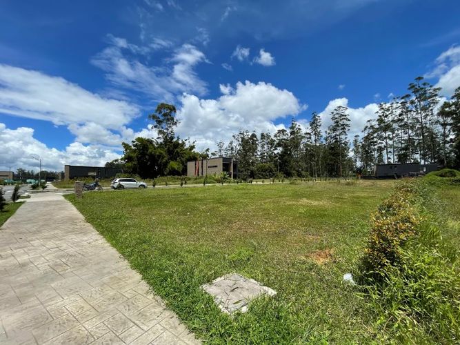 Lote en venta en Llano Grande, Rionegro, 11 m² · foto 2 de 8