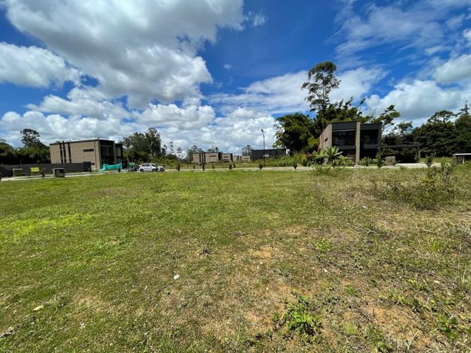 Lote en venta en Llano Grande, Rionegro, 11 m² · foto 3 de 8