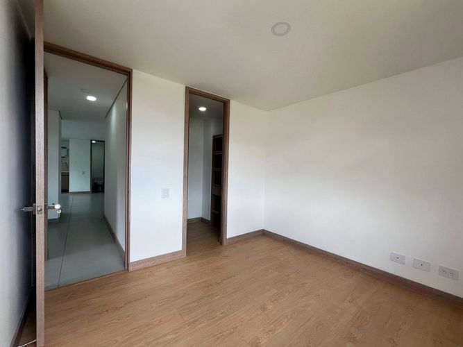 Apartamento en venta en El Trianon, Envigado · foto 8 de 16