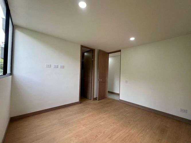 Apartamento en venta en El Trianon, Envigado · foto 12 de 16