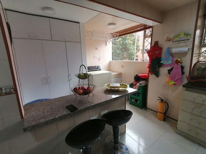 Apartamento en venta en Santa Barbara, Bogotá · foto 8 de 24