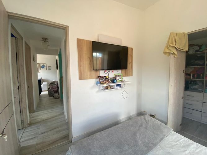 Apartamento de 3 alcobas en venta en Conjunto Residencial Redil Hacienda Casablanca, Madrid, 57 m² · foto 9 de 22