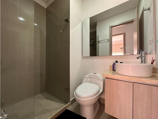 Apartamento de 2 alcobas en venta en Manga, Cartagena, 79 m² · foto 9 de 10