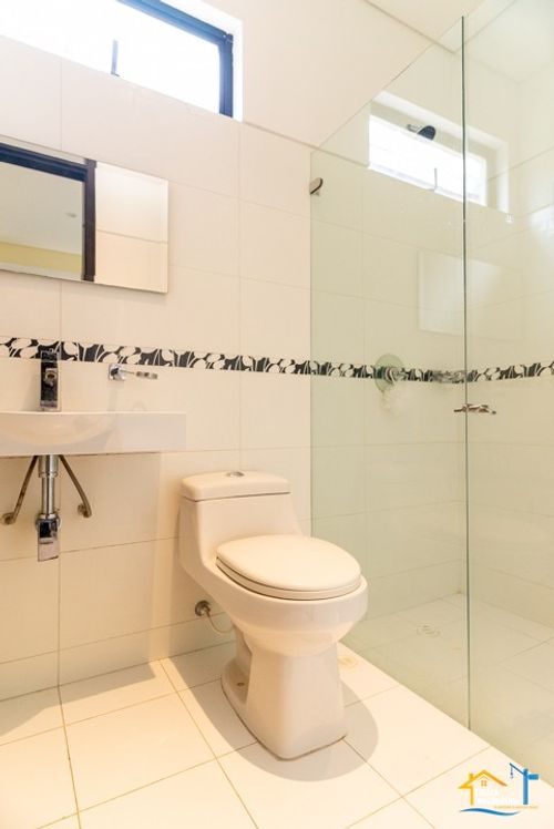 Casa de 5 alcobas en venta en Hatogrande, Sopó, 368 m² · foto 12 de 24