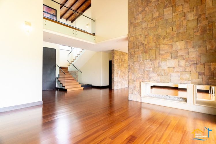 Casa de 5 alcobas en venta en Hatogrande, Sopó, 368 m² · foto 6 de 24