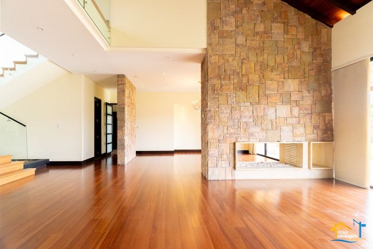 Casa de 5 alcobas en venta en Hatogrande, Sopó, 368 m² · foto 5 de 24