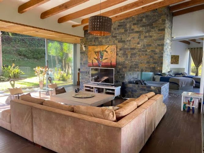 Casa de 4 alcobas en arriendo en El Higueron, Rionegro, 400 m² · foto 7 de 24