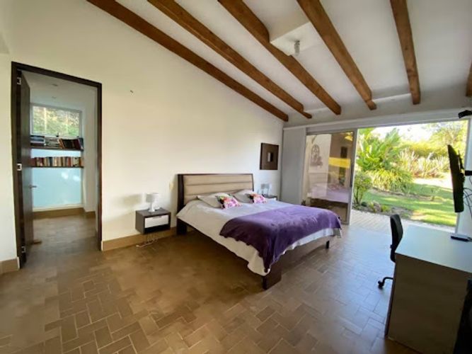 Casa de 4 alcobas en arriendo en El Higueron, Rionegro, 400 m² · foto 14 de 24