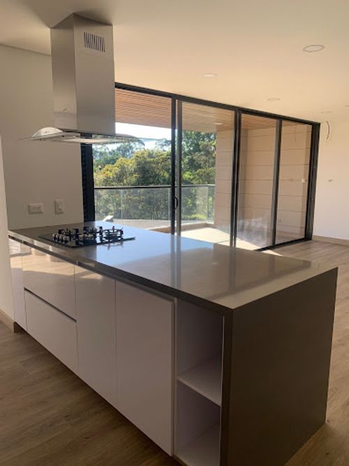 Apartamento de 3 alcobas en venta en Llano Grande, Rionegro, 173 m² · foto 2 de 24