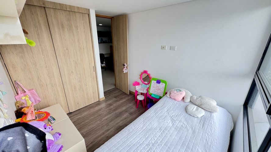 Apartamento de 3 alcobas en venta en Las Palmas, Medellín, 87 m² · foto 13 de 24