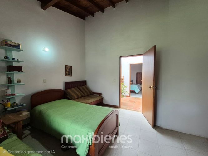 Finca en venta en Lomitas, La Ceja, 280 m² · foto 7 de 24