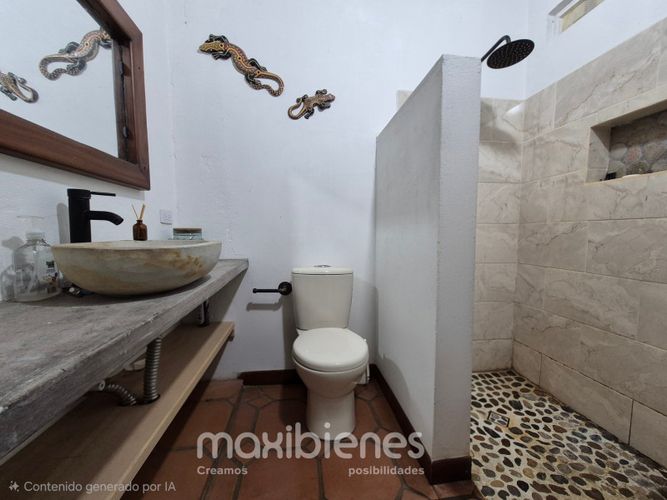 Finca en venta en Lomitas, La Ceja, 280 m² · foto 16 de 24