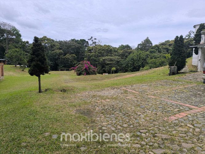 Finca en venta en Lomitas, La Ceja, 280 m² · foto 19 de 24