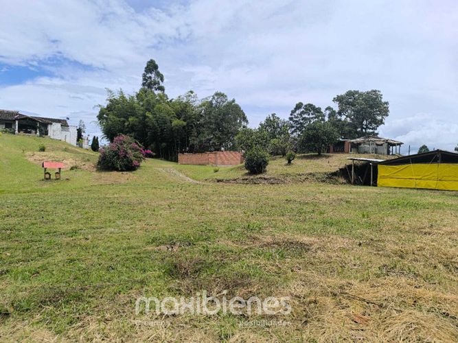 Finca en venta en Lomitas, La Ceja, 280 m² · foto 22 de 24