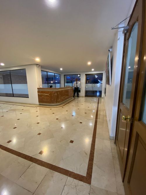 Apartamento de 3 alcobas en venta en San Patricio, Bogotá, 206 m² · foto 5 de 13