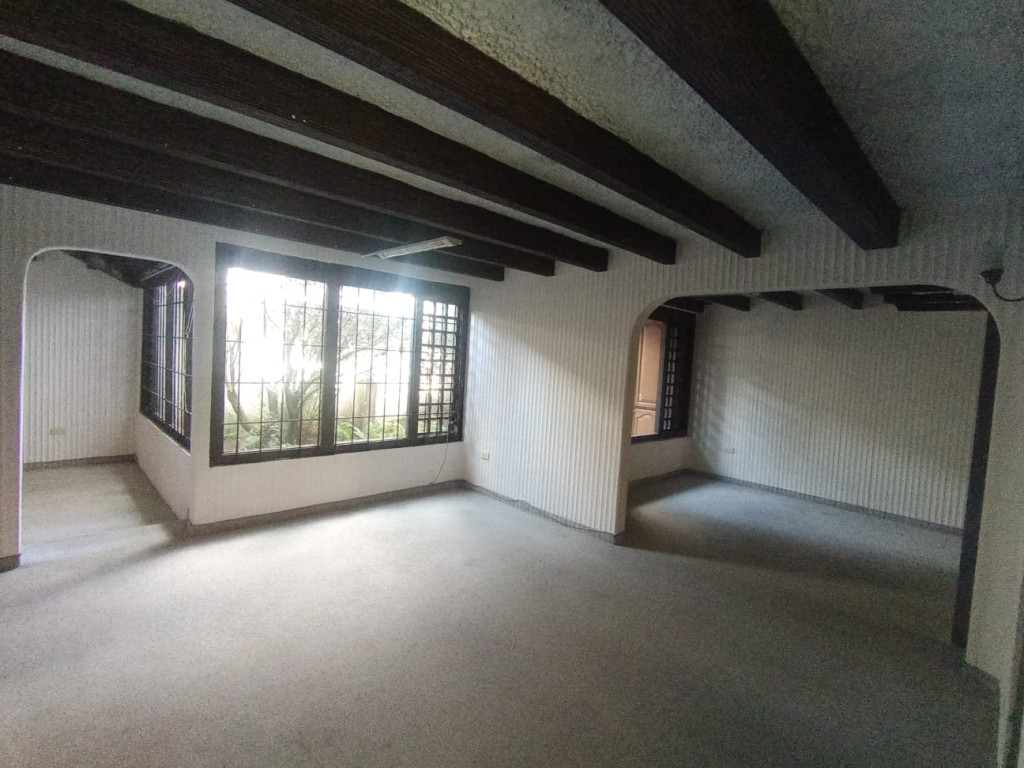 Casa en venta en La Carolina, Bogotá · foto 3 de 16