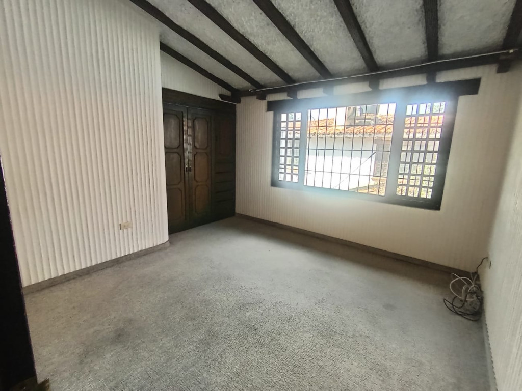 Casa en venta en La Carolina, Bogotá · foto 8 de 16