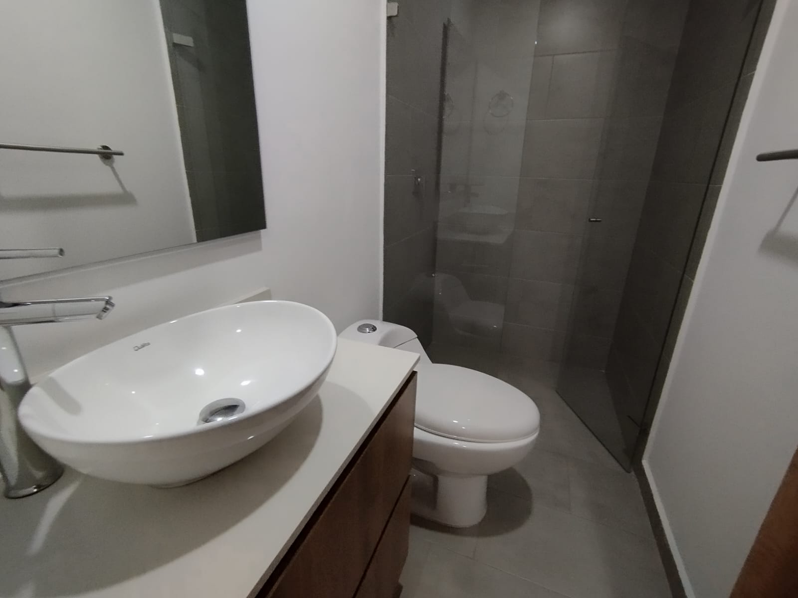 Apartaestudio en arriendo en Laureles, Medellín · foto 7 de 13