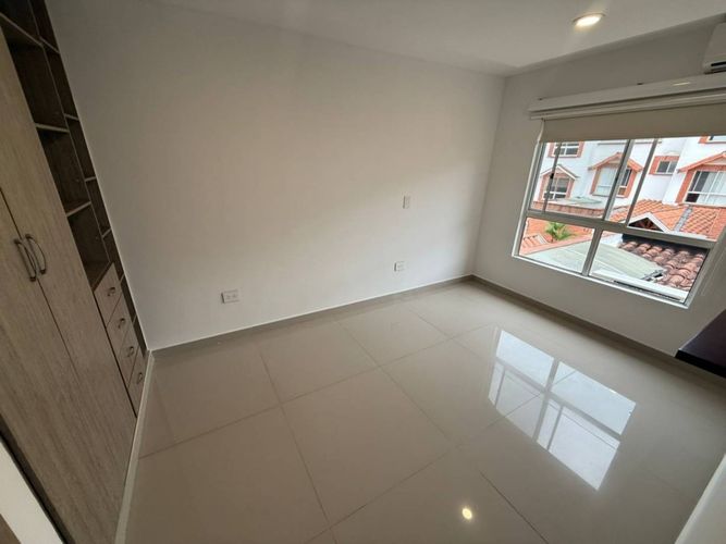 Casa de 4 alcobas en venta en Lagos Del Cacique, Bucaramanga, 250 m² · foto 10 de 13