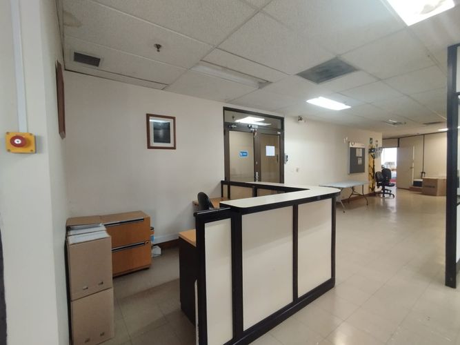 Oficina en arriendo en La Candelaria, Medellín, 200 m² · foto 3 de 20