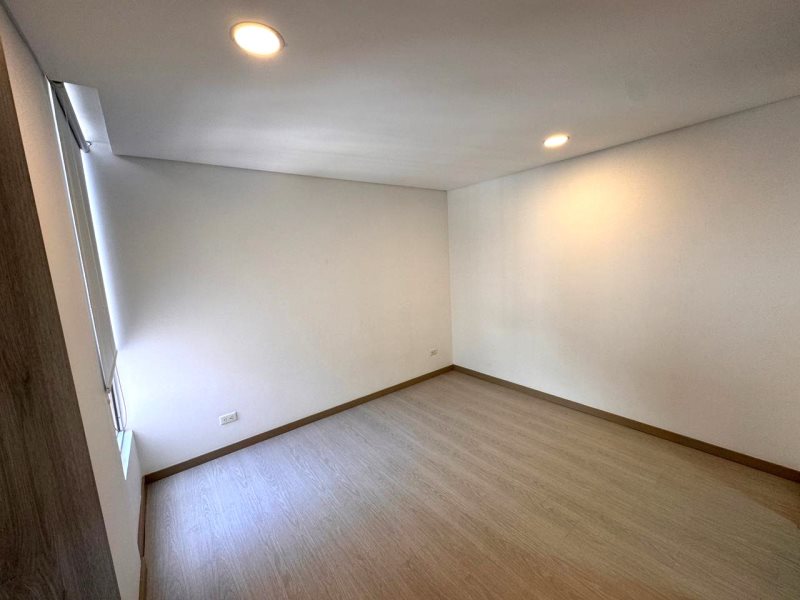 Apartamento en arriendo en Las Antillas, Envigado · foto 9 de 11