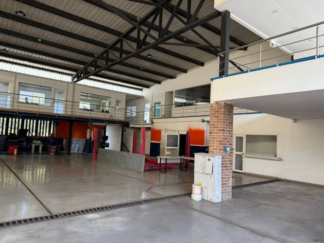 Bodega en arriendo en La Veta, Copacabana, 1585 m² · foto 4 de 15