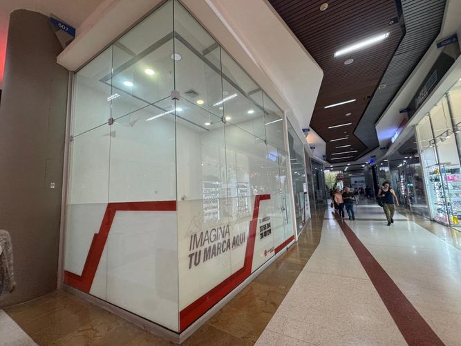 Local en arriendo en Unicentro Cali, Cali, 16 m² · foto 6 de 9