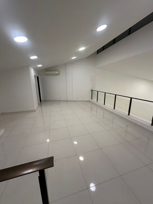 Local en arriendo en Unicentro Cali, Cali, 42 m² · foto 11 de 19
